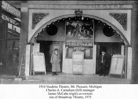 Broadway Theatre - AS THE VAUDETTE